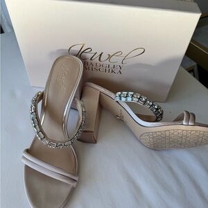 Never worn Badgley Mischka shoes. Beautiful for a night out or special event!